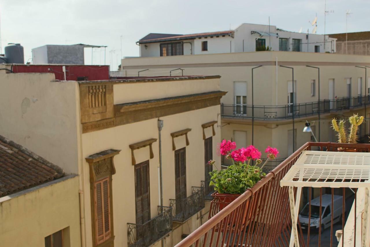 Il Mosaico Family Apartments Mazara del Vallo Exterior photo